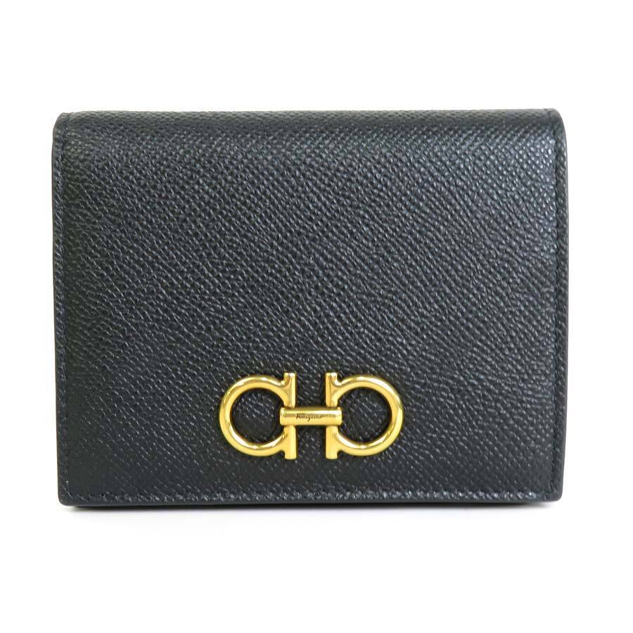 Salvatore Ferragamo Bi Fold Wallet Gancini Leather Black